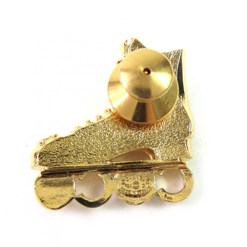 CHANEL Gold Pearl Logo Brooch - Picture 2 of 5